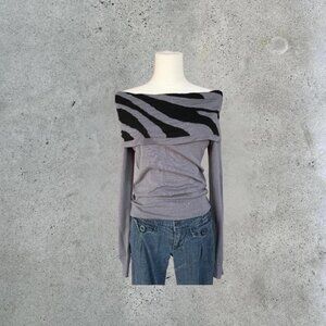 2000s grey off the shoulder sweater